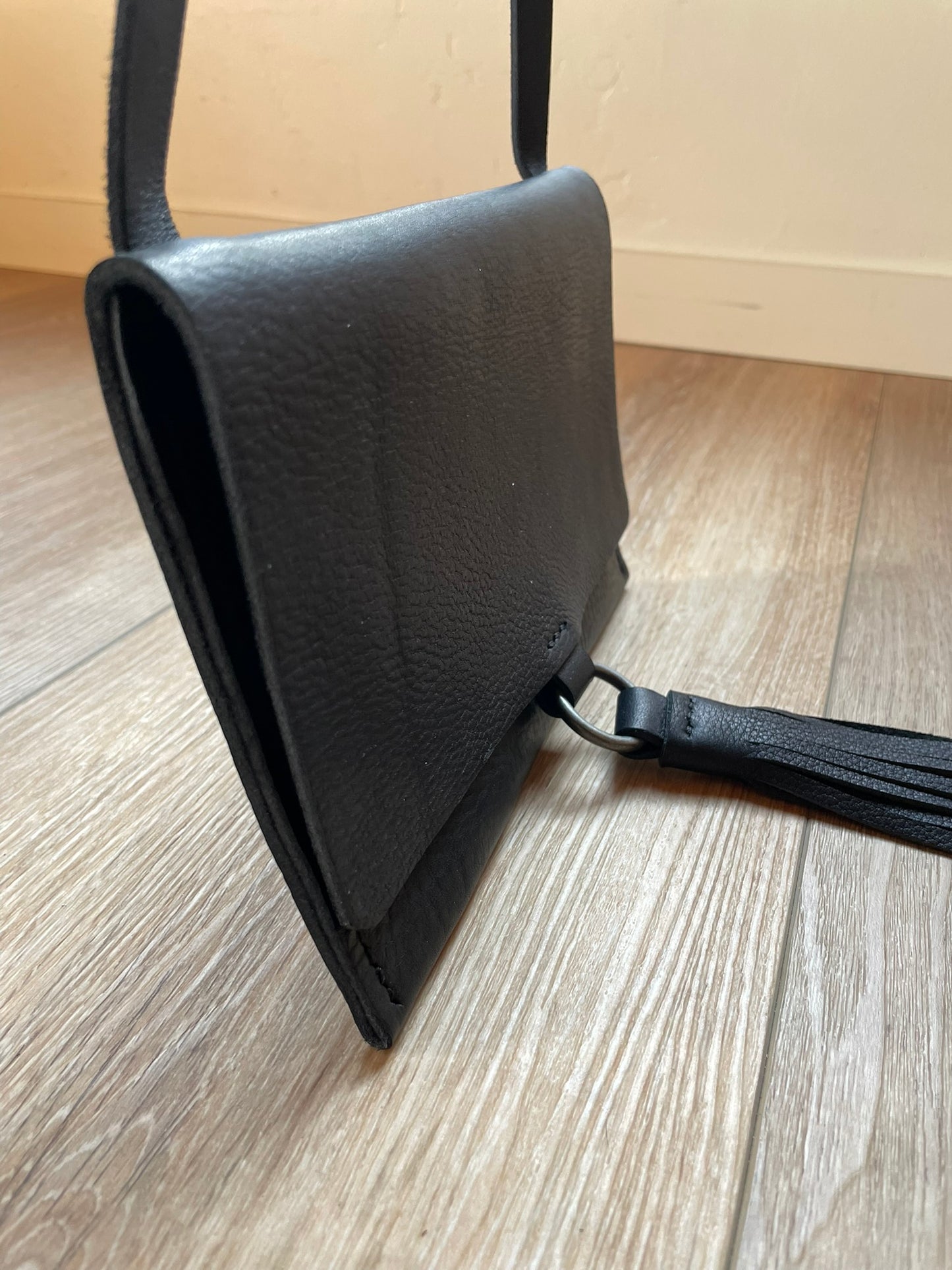 Small Envelope Crossbody/Shoulder Bag - Black
