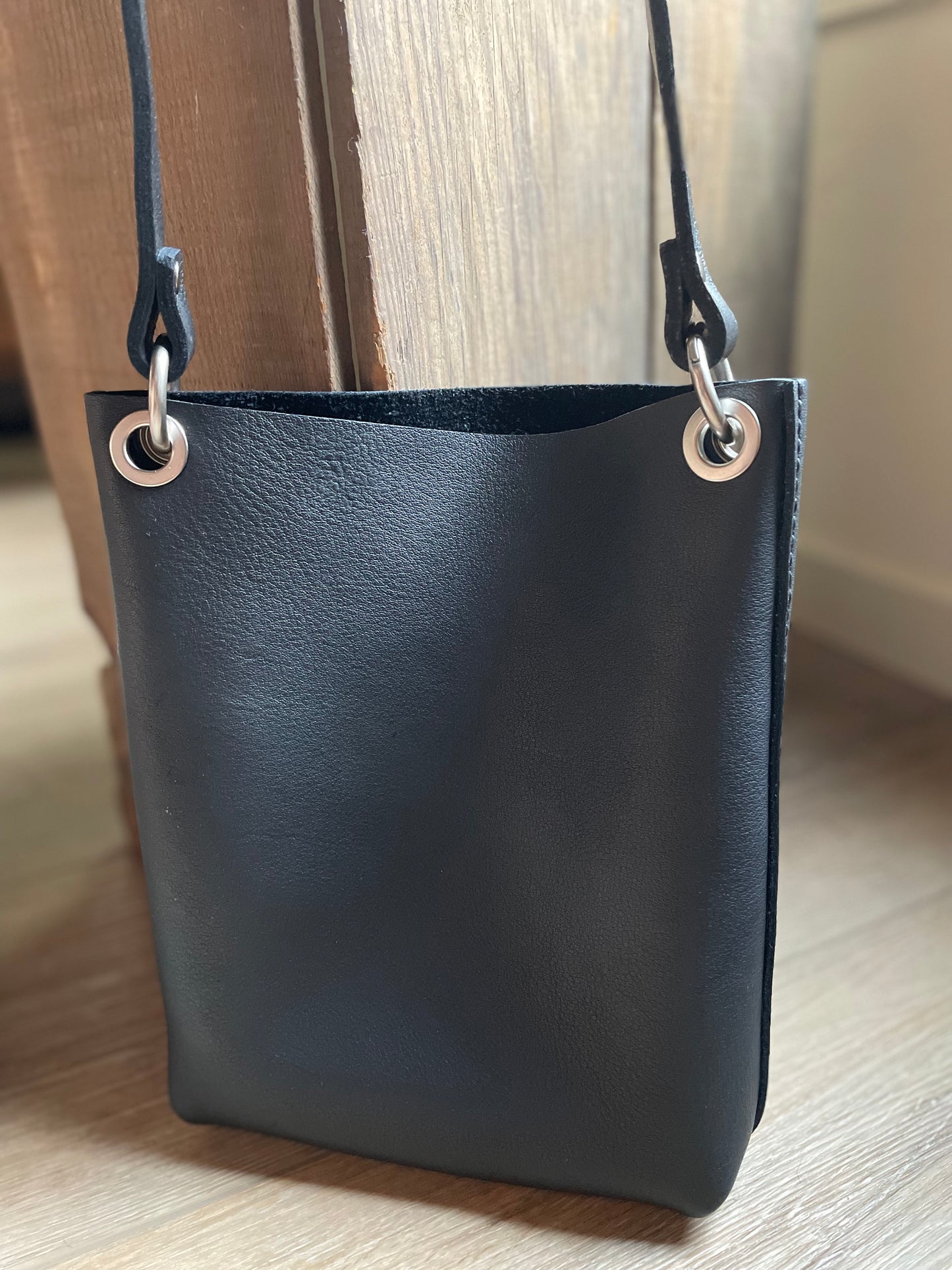 Small Crossbody/Shoulder Bag - Black
