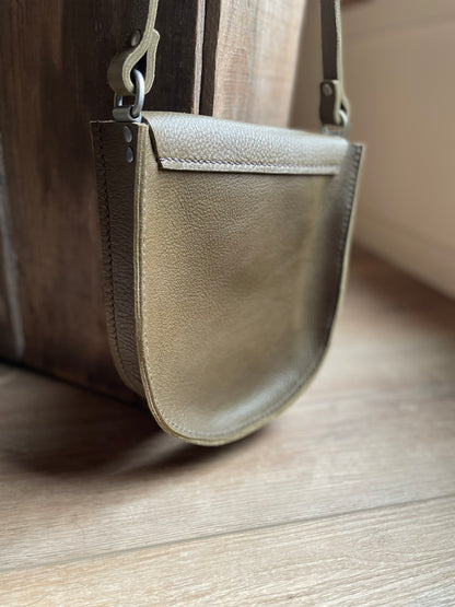 Medium Horseshoe Bag - Olive