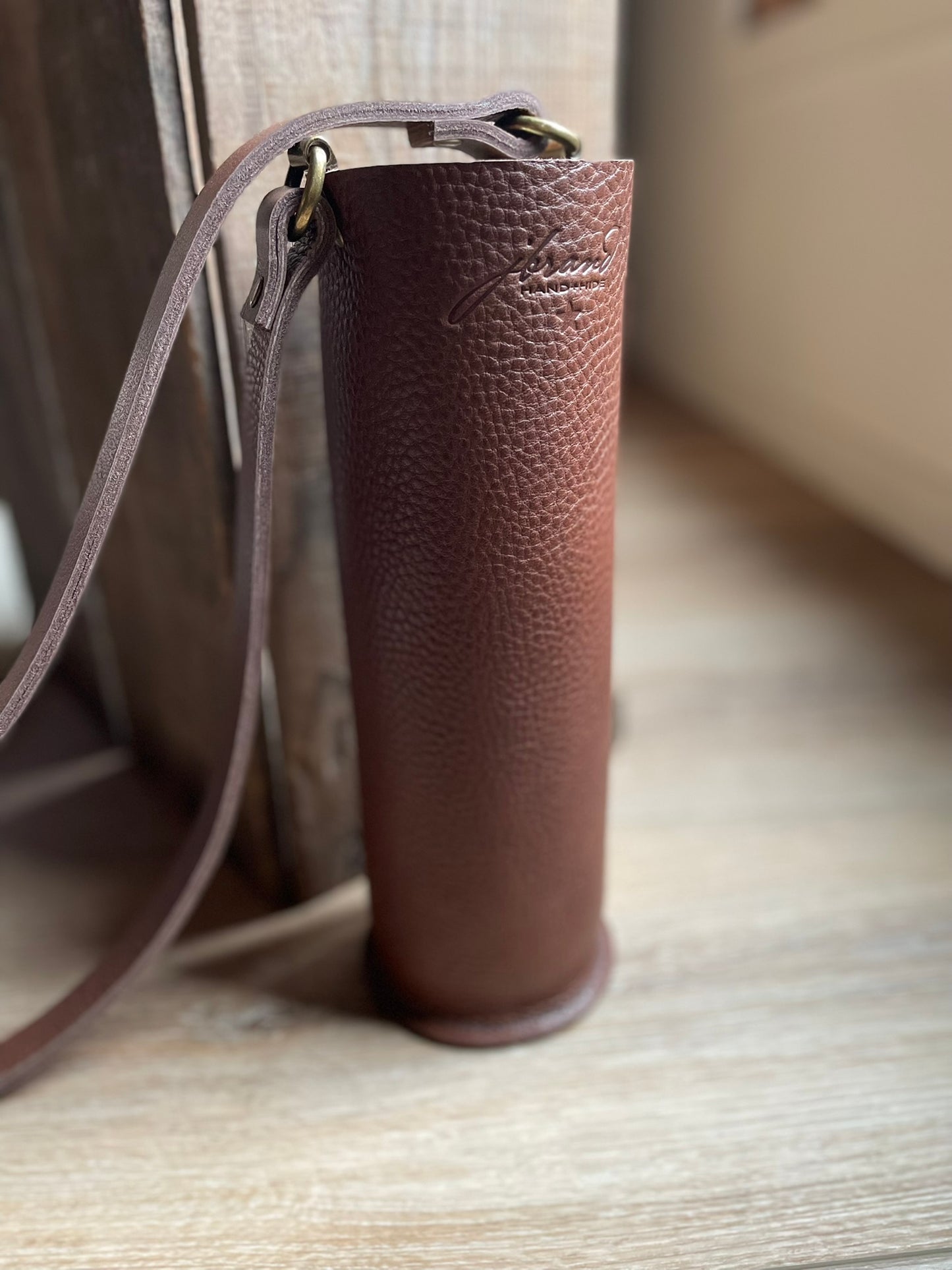 Wine Bottle Carrier – Chestnut