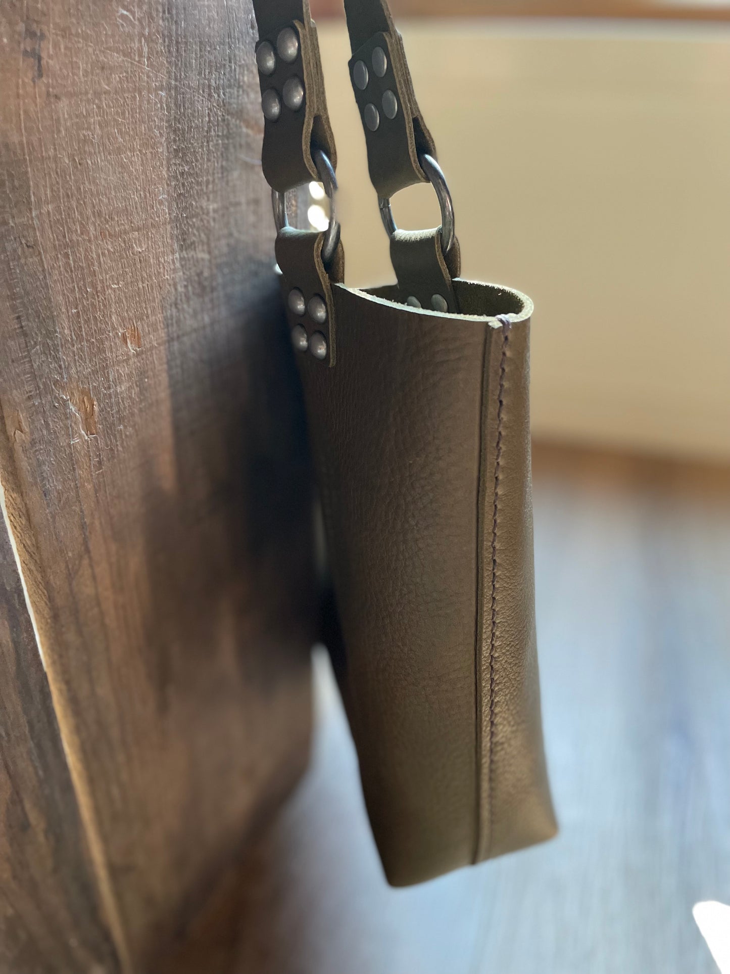 Medium Tote - Olive
