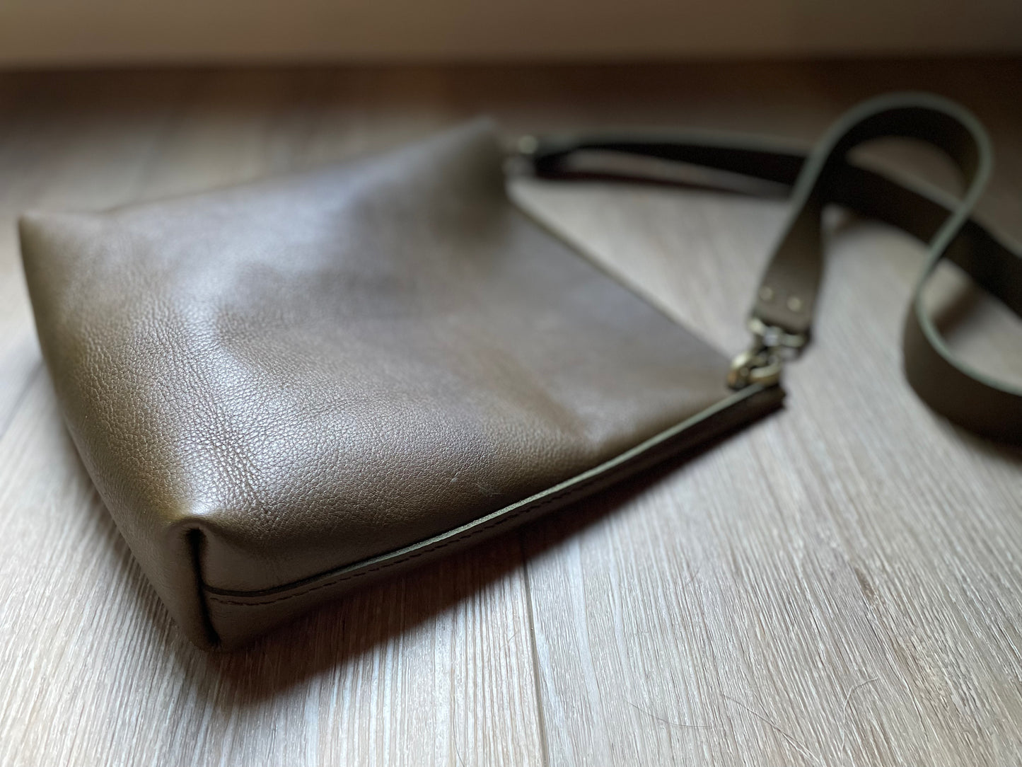 Medium Super Soft Bucket, Crossbody Bag - Deep Olive