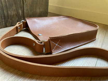 Almost Square Sleek Saddle Bag - Havanna Cigar
