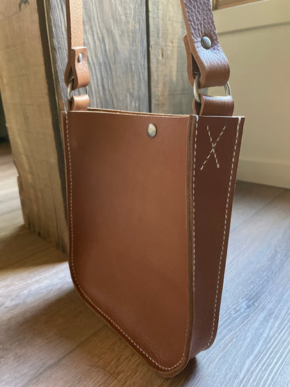 Almost Square Sleek Saddle Bag - Havanna Cigar