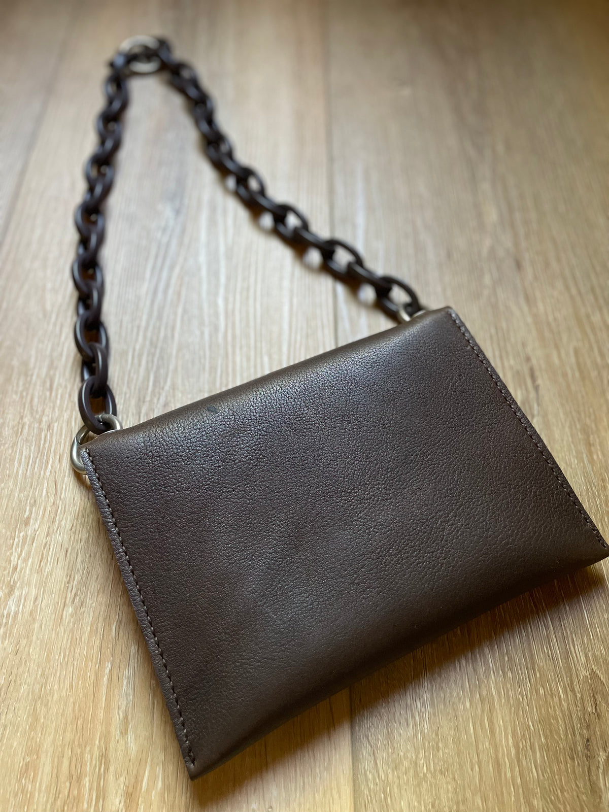 The jbrand Pochette - Chocolate